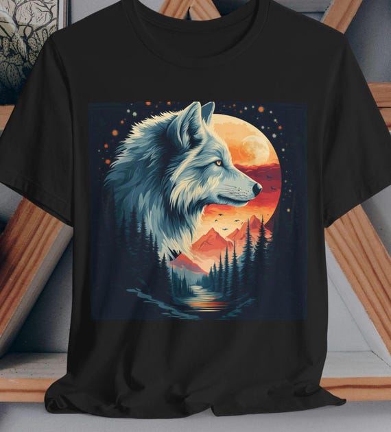 Wolf Design T-shirt,wildlife Graphic Tee,nature Lover Shirt