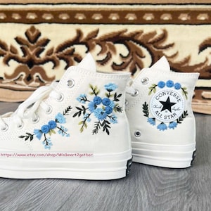 Custom Wedding Converse/ Wedding Flowers Embroidered Shoes/ Bridal Flowers Embroidered Sneakers/ Wedding Flowers Embroidery/ Converse Hi Top