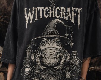 Witchcraft Frog Shirt, Witchy Frog Halloween Tee, Gothic Witch Graphic Shirt, Spooky Potion Frog T-shirt, Dark Cottagecore Halloween Gift