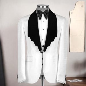 Three Pieces Velvet Collar White Men's Tuxedo, Wedding Groom Tuxedo Set, Groom Style, Special Event Tuxedo, Prom Suits, Wedding Gifts