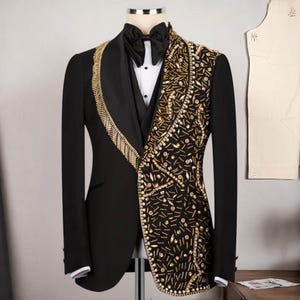 Custom Design Tuxedo With Gold Embellishments, Men’s Black Tuxedo, Wedding Men’s Tuxedo, Prom Suits,  Groom Suit, Elegant Black Formal Wear