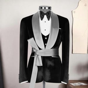 Black Velvet Three Piece Men’s Tuxedo Set, Wedding Groom Tuxedo Suit, Belted Tuxedo Men’s, Prom Men’s Tuxedo, Gifts for Groom, Special Evet