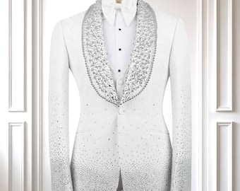 Smoking da uomo bianco decorato con cristalli, abito da uomo in misto lana fatto a mano, costume da palcoscenico, abito da ballo da uomo, set da smoking per sposo