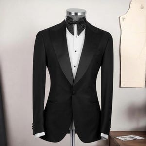 3 Piece Black Men’s Tuxedo, Mens Wedding Suits, Slim Fit Tuxedo, Prom Men’s Tuxedo, Specil Event Suits, Men All Black Suit, Groomsmen Suits