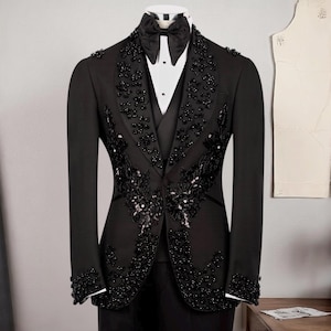 Black Men’s Tuxedo With Crystal Embroidered, Wedding Men’s Tuxedo Suit, Men’s Tuxedo Set, Party Suit For Men, Prom Men Tuxedo, Stage Costume