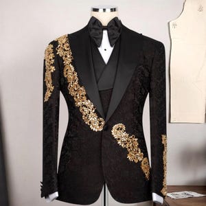 Men’s Tuxedo Custom Design, Wedding Men’s Tuxedo Suit, Men’s Tuxedo Set, Party Suit For Men, Prom Men’s Tuxedo, Stone Embroidered Tuxedo