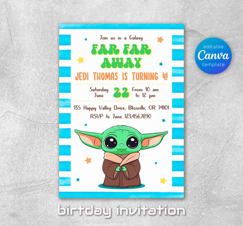 Puede incluir: Una invitaci&oacute;n de cumplea&ntilde;os a rayas azules y blancas con un personaje alien&iacute;gena verde. La invitaci&oacute;n dice "Join us in a Galaxy Far Far Away Jedi Thomas is turning 4!" con la fecha "Saturday June 22" y la hora "From 10 am to 12 pm".