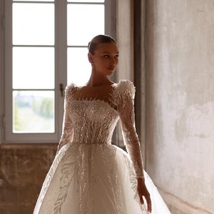 Vagzalli Princess Wedding Dress, Best-Selling Ball Gown Bridal Dress, Sparkly Fairytale Gown, Elegant and Glamorous Wedding Dress, Luxury