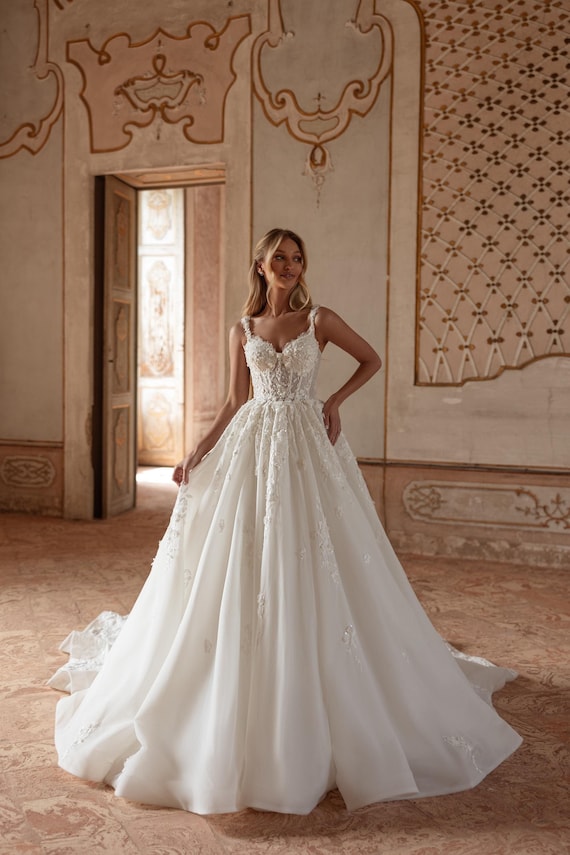 3D Floral Lace Wedding Dress, Elegant Princess Bridal Gown