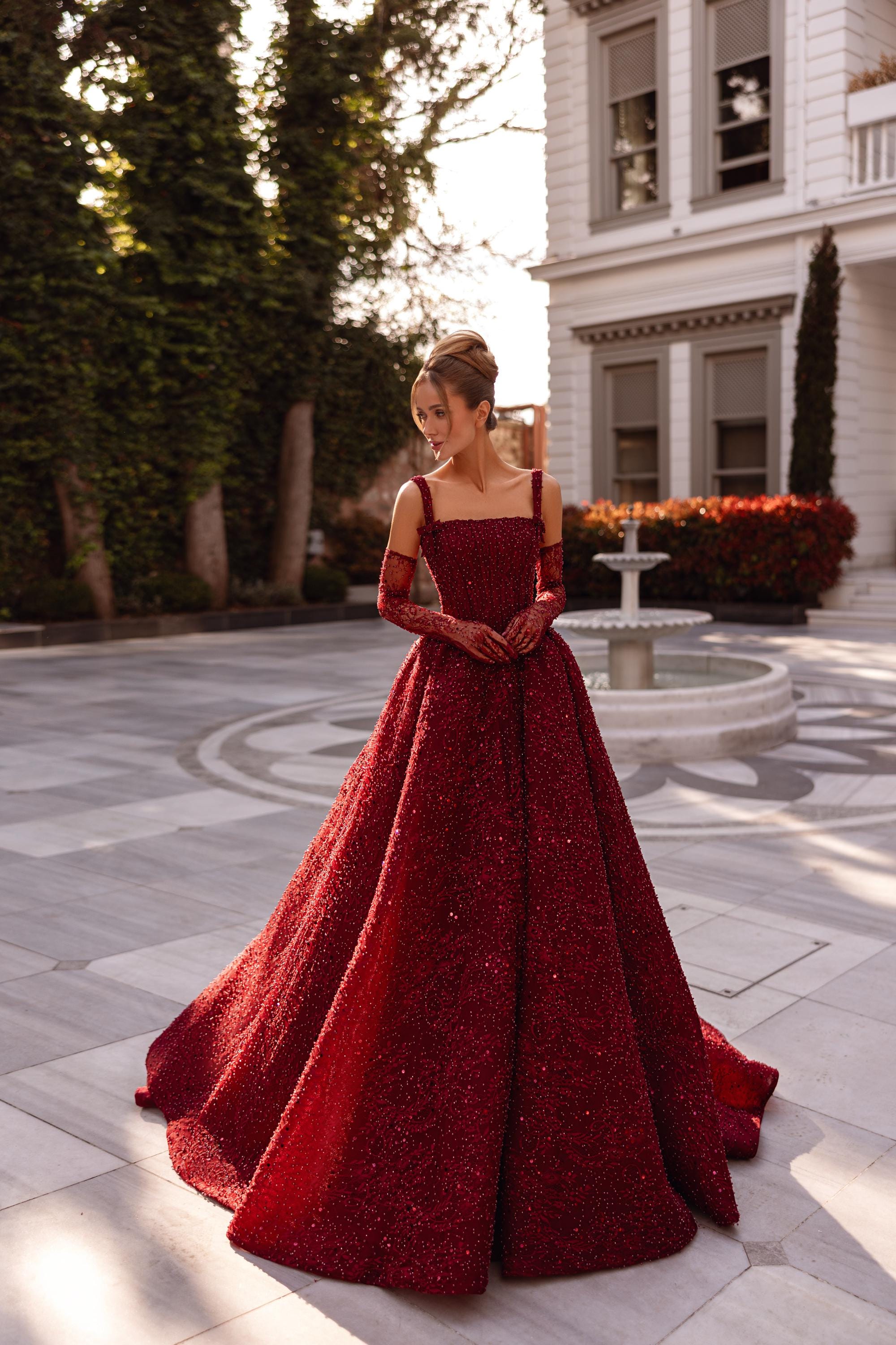 formal & gown burgundy dress for women Flounced Burgundy Tulle V-neck Formal Gown