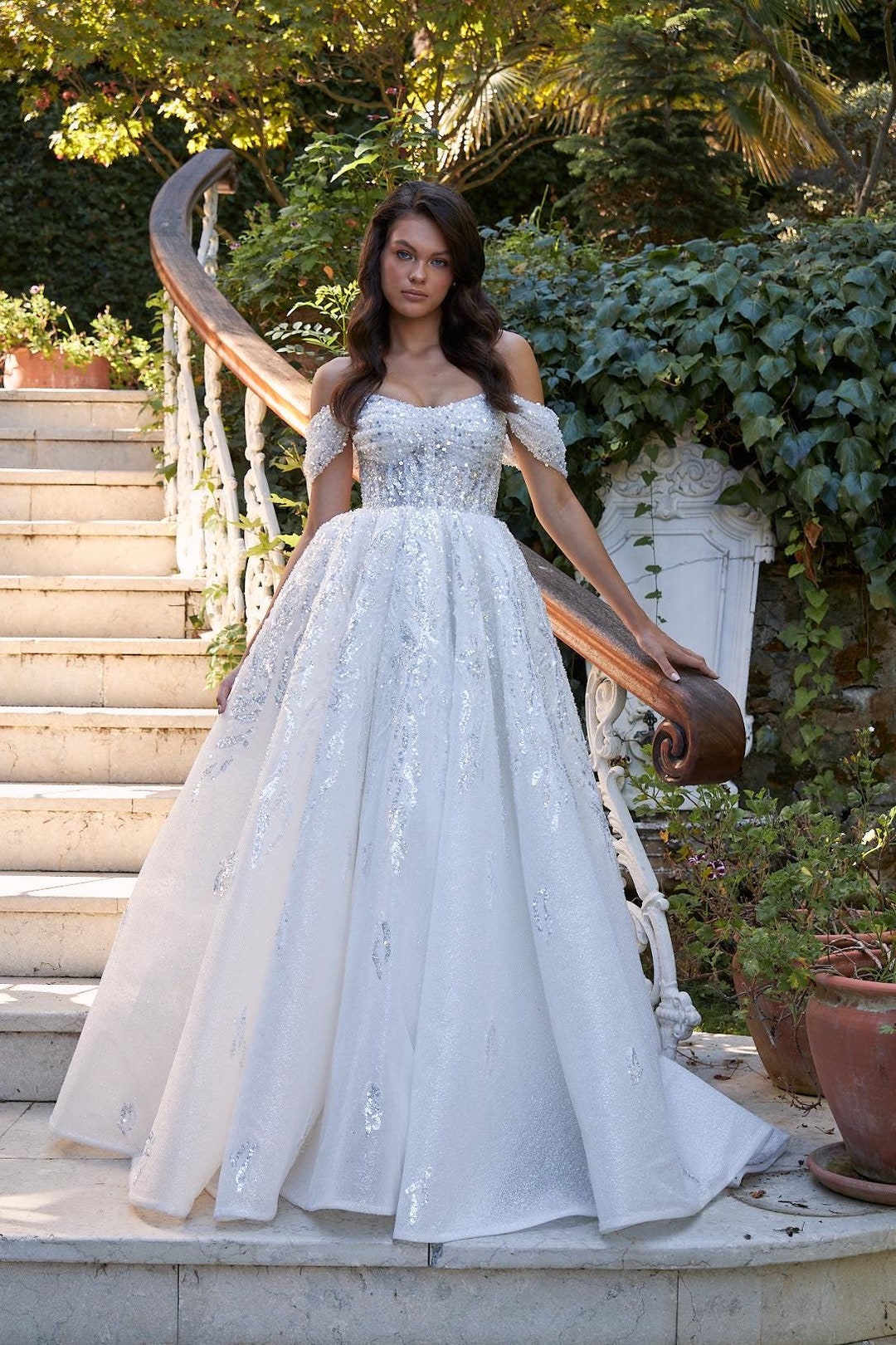 Spalle Scoperte Abiti Da Sposa Con Spalline Larghe Abiti Da Sposa