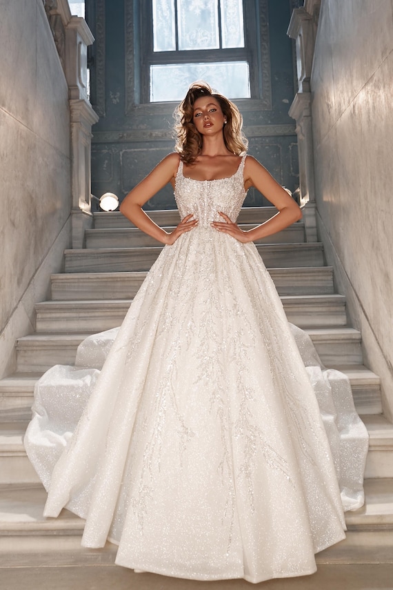 square neck wedding dress beaded Handcrafted Crystal Princess Dress, Bridal Gown Mambabacosp Black Church Dress Swatch:#D95386 Girls Size:12-18 months Elegant and dazzling design.
