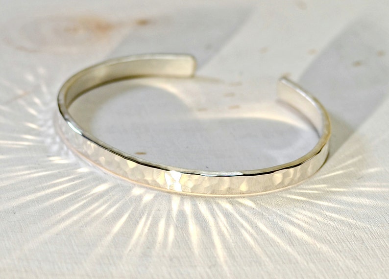 Hammered sterling silver cuff bracelet with elegant radiance in our dainty version - Solid 925 BR716 