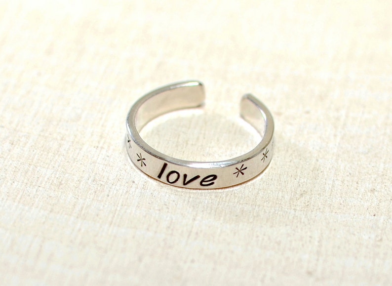 Dainty sterling silver toe ring with love 925 TR832 image 3