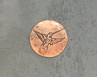 Marcador de pelota de golf de cobre con colibrí - Hecho a mano - Regalo de aniversario de cobre - Regalo para papá - Papá golfista