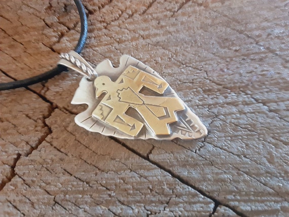 Metal arrowhead deals necklace