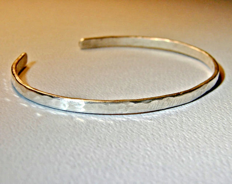 Bracelet-manchette délicat en argent sterling forgé à partir de fil rond Solide 925 BR091 image 1