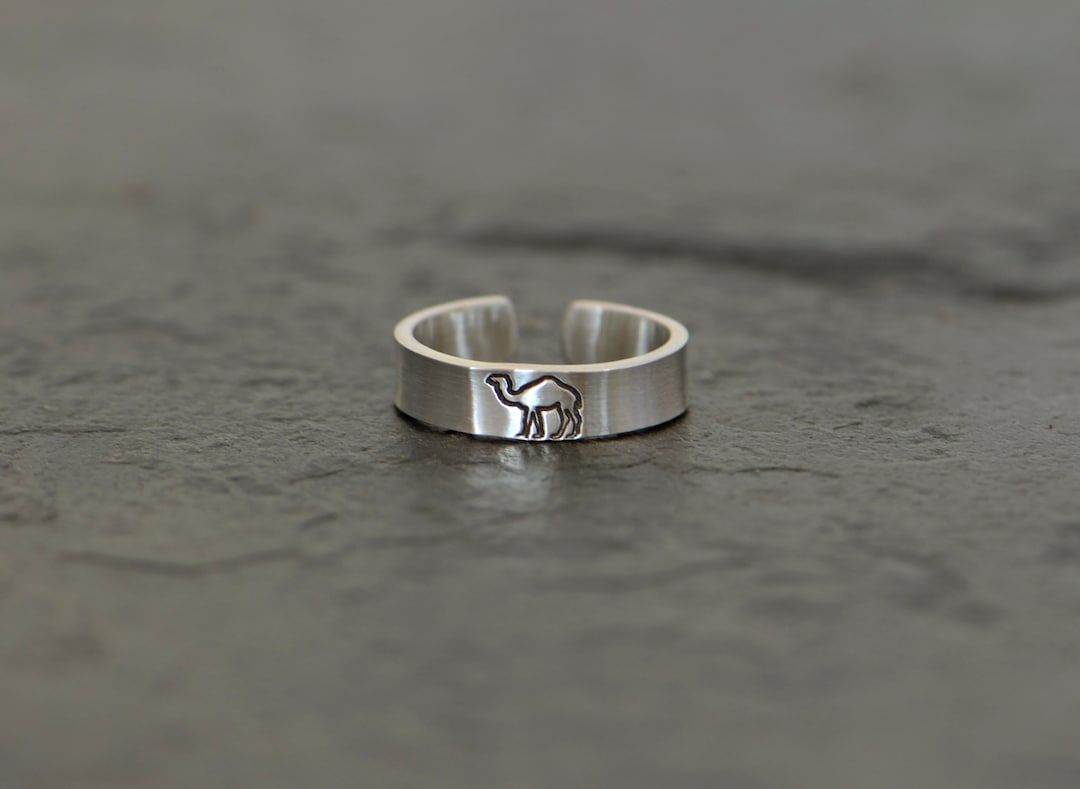 Silver Camel Toe Ring - Etsy