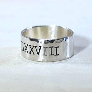Roman numeral sterling silver ring with hammered borders and brushed finish - solid925 RG605