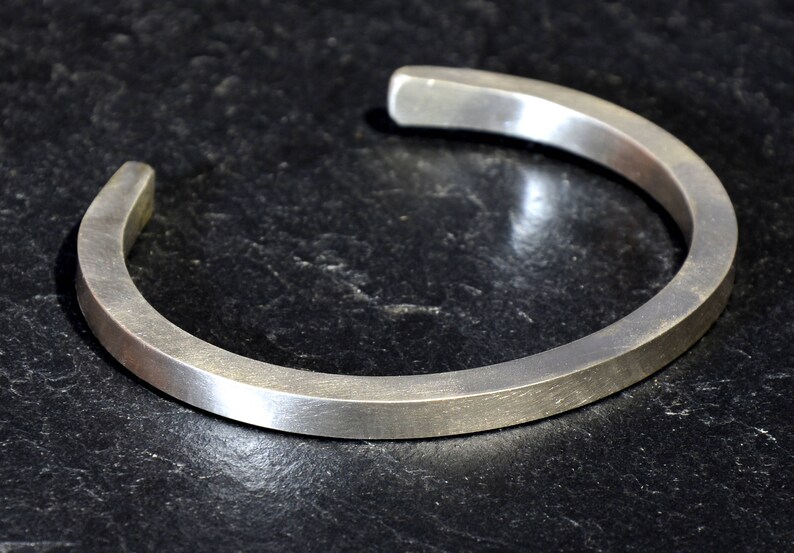 Modern Bracelet in Square Shape Thick 925 Sterling Silver \u2013 BR8341