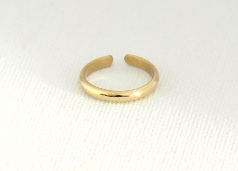 Gold Toe Ring in Half Round Design, 2.1mm 14K Yellow Gold filled and Adjustable TR11201862 image 1