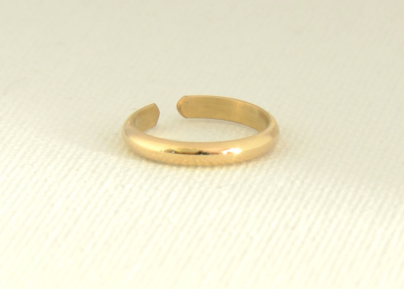 Gold Toe Ring in Half Round Design, 2.1mm 14K Yellow Gold filled and Adjustable TR11201862 image 5