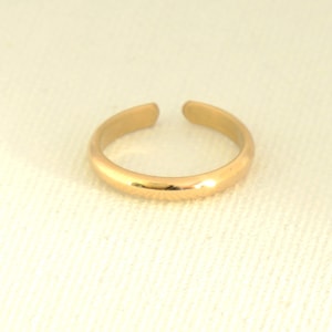 Gold Toe Ring in Half Round Design, 2.1mm 14K Yellow Gold filled and Adjustable TR11201862 image 3