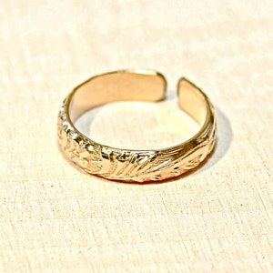 Gold filled organic leaf toe ring - Gold Toe Ring TR921