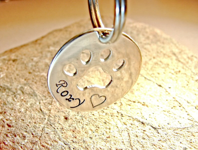 Sterling silver dog tag with handsawed paw cut out and personalized name 925 DT404 image 1