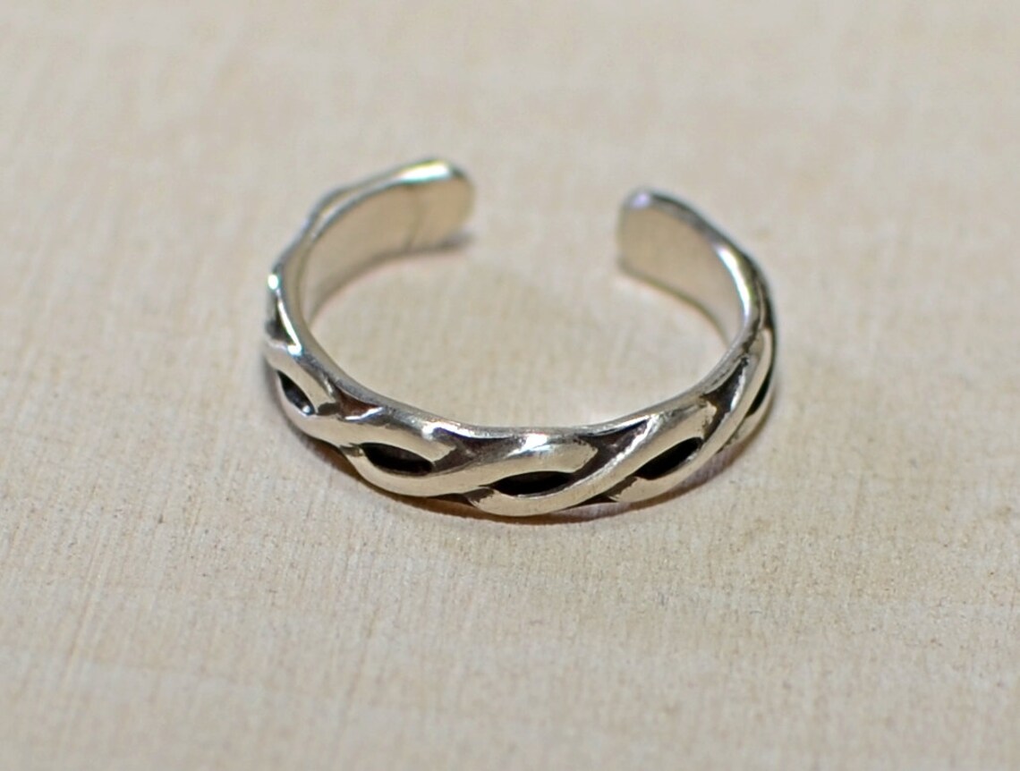 Sterling Silver Toe Ring With Patina Enchanced Braided Pattern - Solid ...