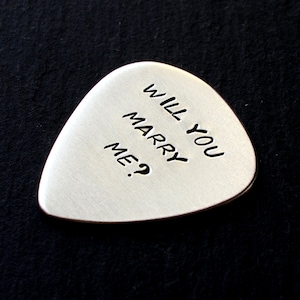 Will you marry me guitar pick proposal in aluminum - GP232A