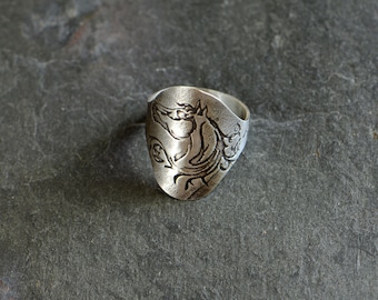 Sterling silver saddle ring with horses - handmade wide band ring