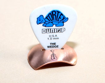 Copper guitar pick stand for a serious musician - Can be personalized and engraved - GPS34