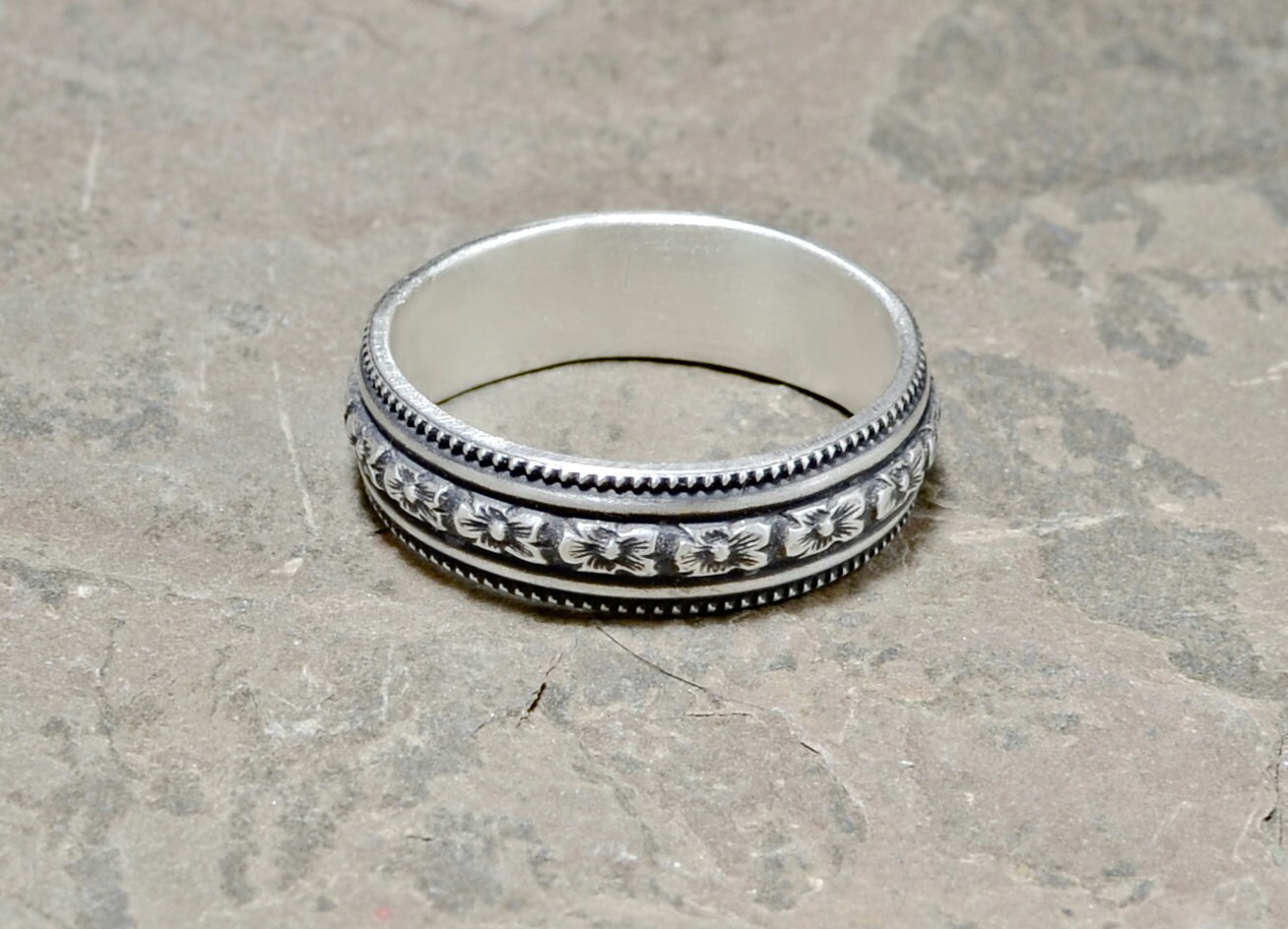 Hibiscus Flower Sterling Silver Patterned Fitted Ring With Antique ...