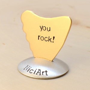 Shark Fin Bronze Guitar Pick with You Rock - GP946