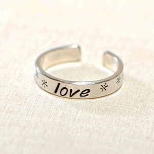 Dainty sterling silver toe ring with love 925 TR832 image 1