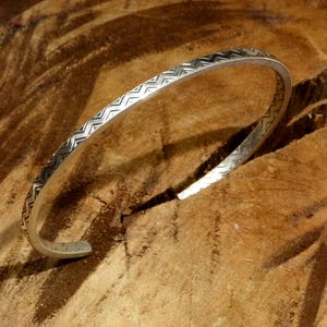 Dainty Sterling Silver Cuff Bracelet with Zig Zag Pattern solid 925 BR8832 image 2