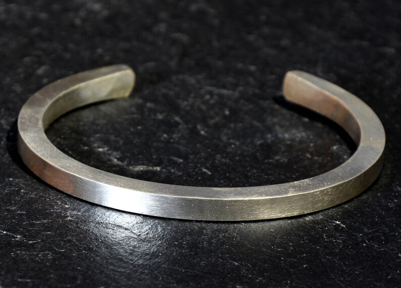 Modern Bracelet in Square Shape Thick 925 Sterling Silver \u2013 BR8341