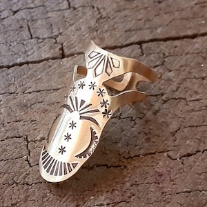 Mosiężna kostka do banjo, ukulele, gitary lub jako pierścień pancerza na paznokieć - regulowana