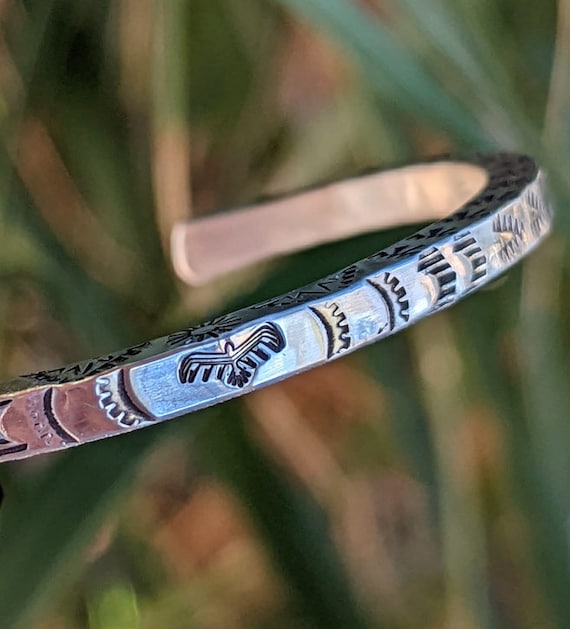 Bangle Bracelet Sterling Silver with Geometric Triangle Design Bangle Bracelet Sterling Silver with Geometric Triangle Design
