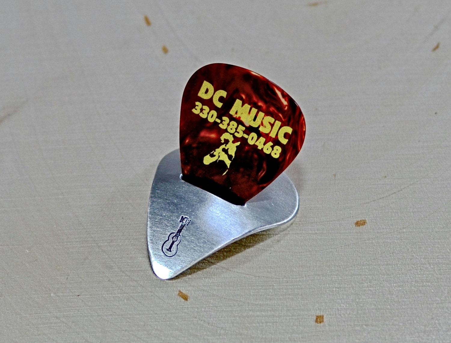 Heart shaped aluminum guitar pick stand and guitar pick holder Etsy