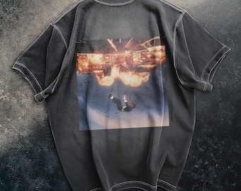 Urban Graphic T-shirt: Unisex-tröja i streetwear-stil
