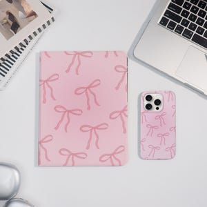 Hoesje met verlopende roze strik voor iPad en iPhone iPad Air 7/6, iPad Pro 2024-11"13" iPad Mini 7/6 iPad 10/9th, iPhone 16/15/14 ProMax Plus-hoes