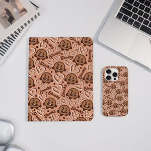 Śliczne etui BT21 Shooky do iPada i iPhone'a iPada Air 7/6 iPada Pro 2024-11"13" iPad Mini 7/6 iPad 10th Brown BTS iPhone 16/15/14 ProMax