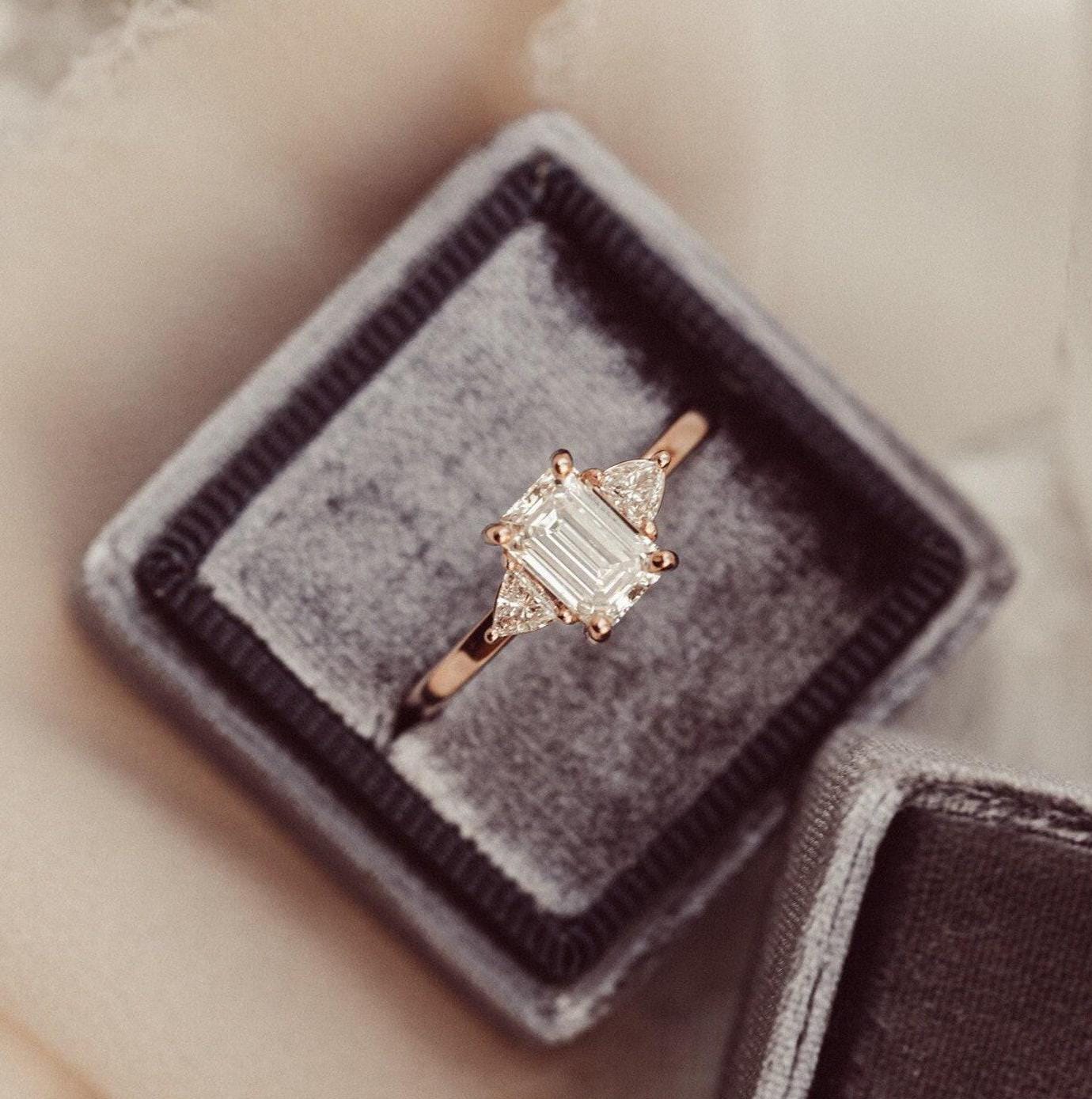 最高級モアサナイト　モアッサナイト　エメラルドカット3ctリング　リピ割 最高級モアサナイト モアッサナイト エメラルドカット3ctリング