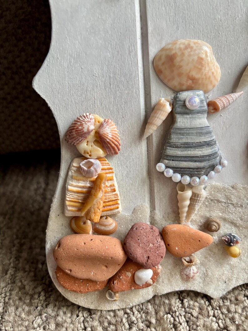 Seashell Art Family With Dog Beach Scene-handmade Coastal Wall Decor - Etsy