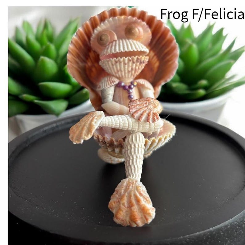 Handcrafted Seashell Frog Family--Coastal Animal Figurines--Seashell Frog Collectibles Frog F/Felicia - 40