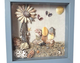 Seashell Shadowbox: Coastal Beach Scene with Shell Ladies