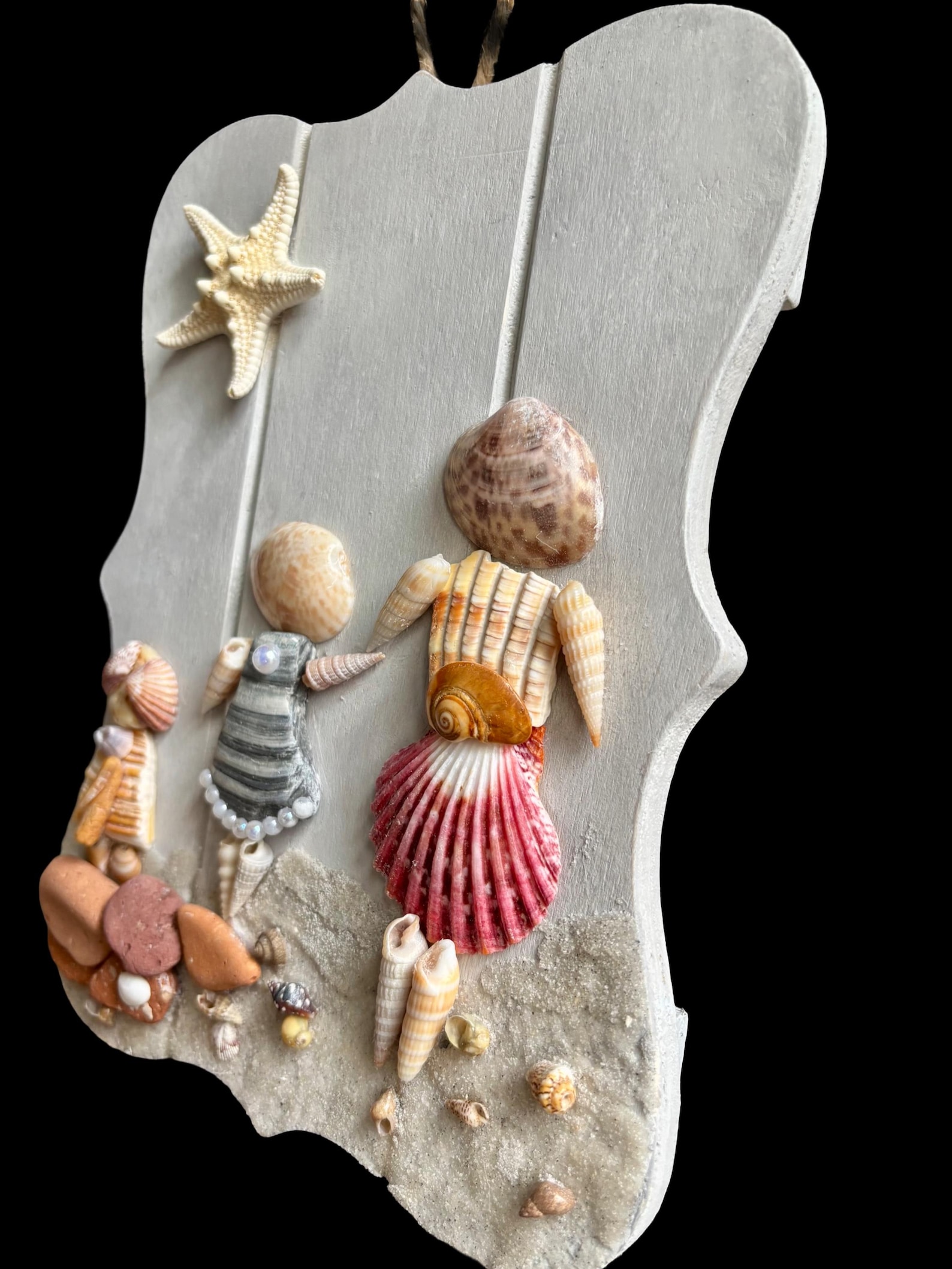 Seashell Art Family With Dog Beach Scene-handmade Coastal Wall Decor - Etsy