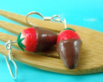 Strawberry Earrings // MADE TO ORDER // Chocolate Covered Strawberry Jewelry // Berry Fruit Earrings